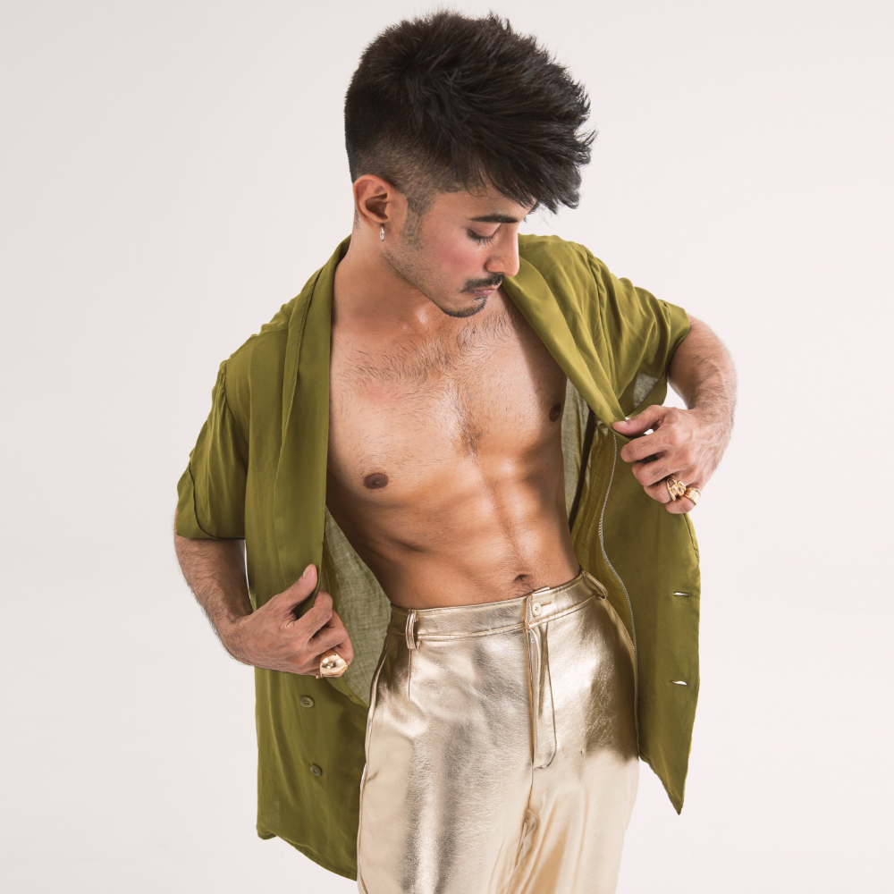 green shirt web copy 4